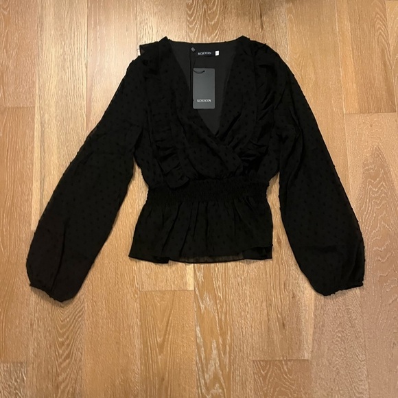 Kojooin top, ruffled with big sleeves women’s S - Picture 7 of 13